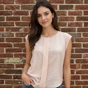 H&M Blush Semi‎ Shear Light Weight Crew Neck Cap Sleeve Sleeveless Top Size M